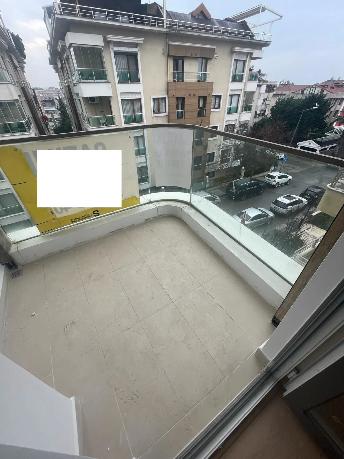 ÜÇEL BOSTANCI'DAN SAHİLDE KISMİ DENİZ MANZ. EBEVEYNLİ 140M2 3+1!